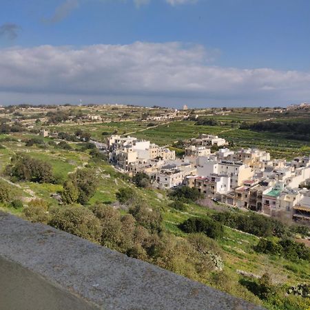 Panoramic Penthouse In Marsascala Which Enjoys Sea And Country Views Lejlighed Marsaskala Eksteriør billede