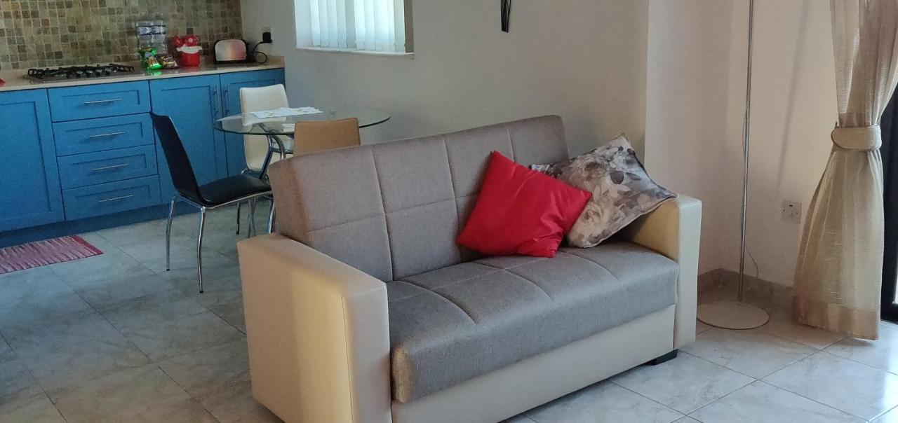Panoramic Penthouse In Marsascala Which Enjoys Sea And Country Views Lejlighed Marsaskala Eksteriør billede