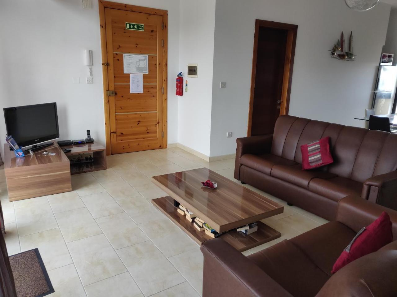 Panoramic Penthouse In Marsascala Which Enjoys Sea And Country Views Lejlighed Marsaskala Eksteriør billede