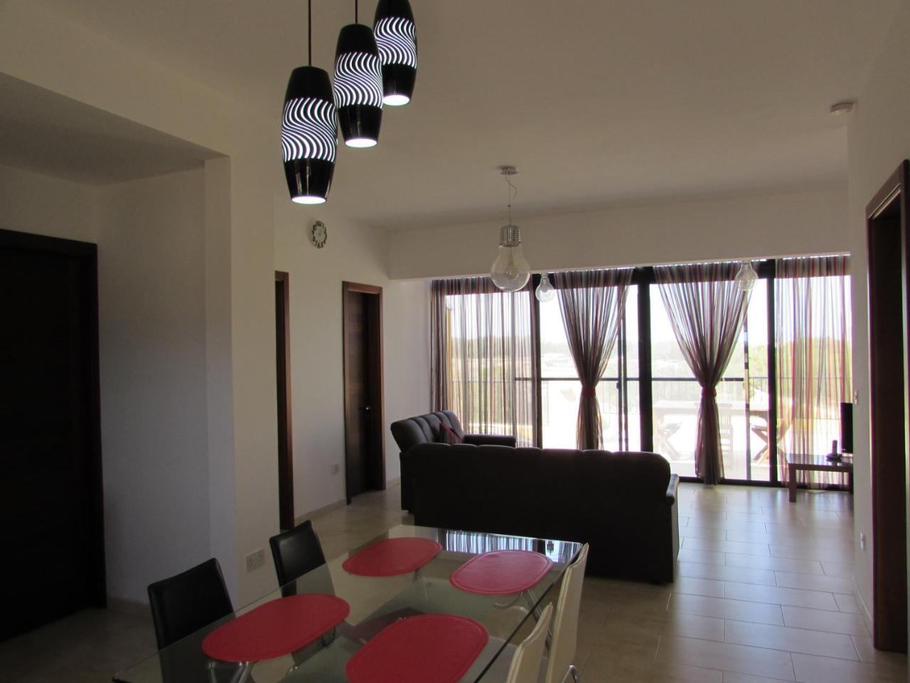 Panoramic Penthouse In Marsascala Which Enjoys Sea And Country Views Lejlighed Marsaskala Eksteriør billede