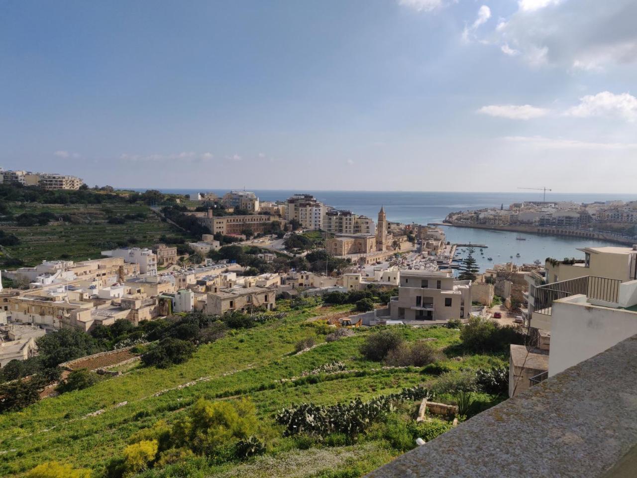 Panoramic Penthouse In Marsascala Which Enjoys Sea And Country Views Lejlighed Marsaskala Eksteriør billede